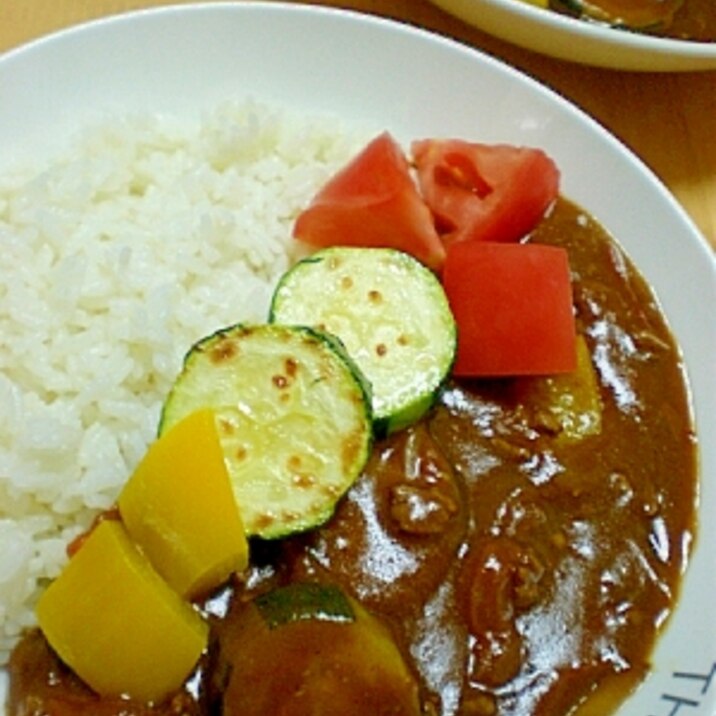 ズッキーニとパプリカのトマトカレー レシピ 作り方 By はちわれ413 楽天レシピ ズッキーニとパプリカのトマトカレー レシピ 作り方 By はちわれ413 楽天レシピ